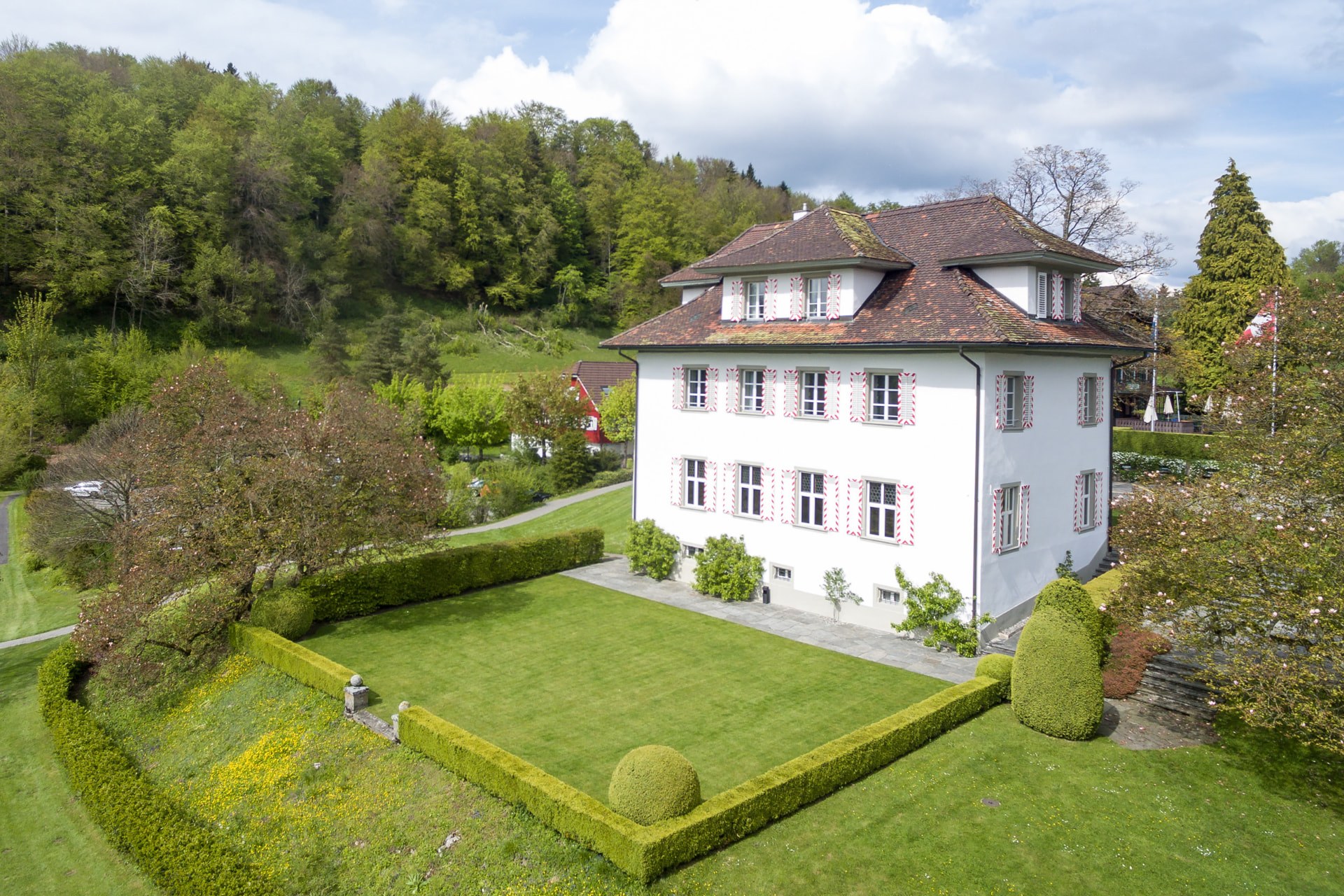 Historic Swiss manor house above Lake Lucerne